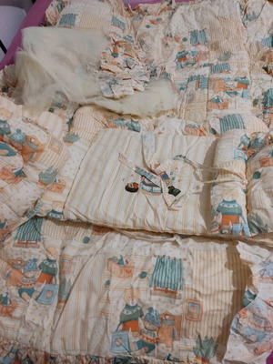 Ira crib set package new