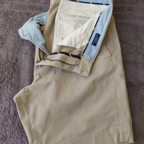 Ralph Lauren Bedford stretch straight fit chinos shorts 9" white and beige, size 33