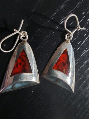 Сребърни обеци 925 с кехлибар като нови, винтидж дизайн