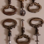 Brass knobs used