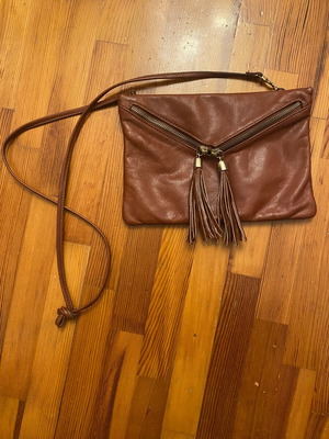 Leather crossbody bag camel brown used with envelope style