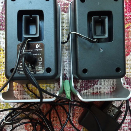 Logitech speakers like new, very good condition