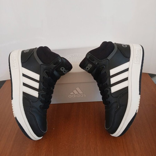 Adidas Hoops Mid 30k athletic shoes used, black, size 30