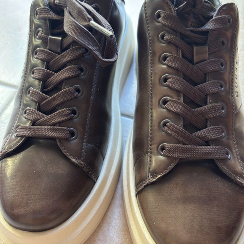 Guess men's sneakers size 40, like new, brown