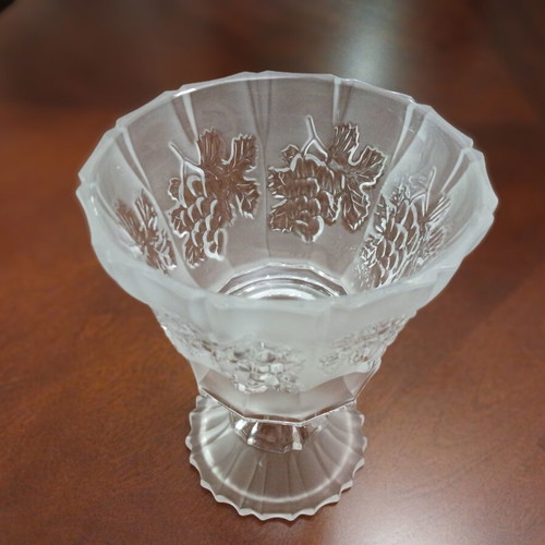 Vintage crystal vase large multipurpose, like new