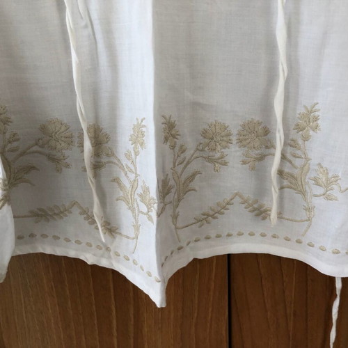 Linen tunic Mango XL like new, white with embroidery