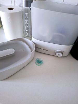 Philips Avent Sterilizer like new