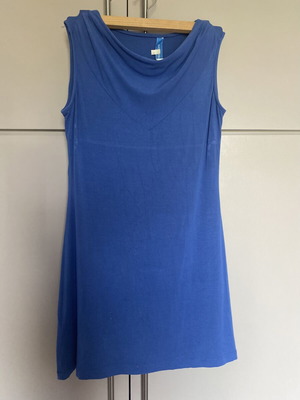 Lewis Cho dress used, size S