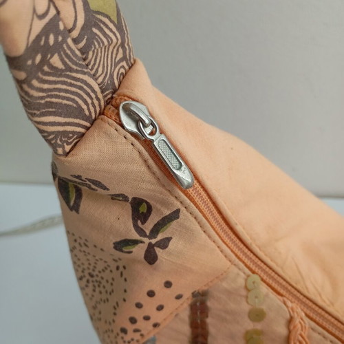Women's fabric shoulder bag with sequins, rose color
