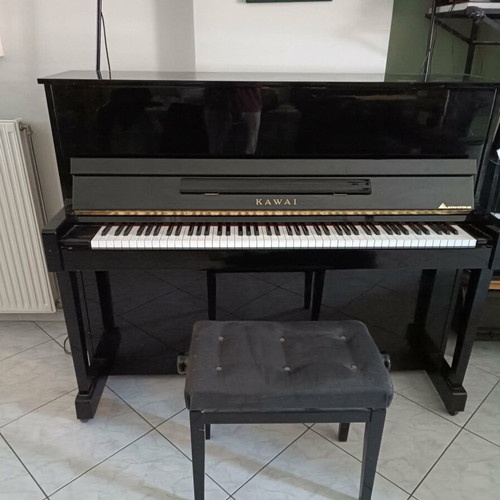 Πιάνο Kawai Κ-25Ε σαν καινούργιο με σκαμπό