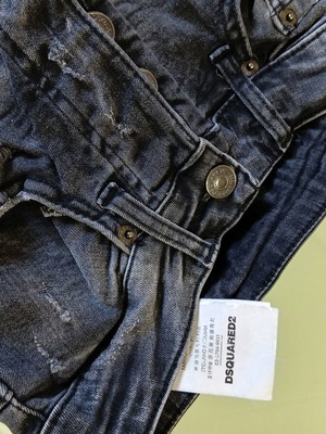 Dsquared2 Jeans size 38 like new, black, distressed