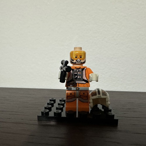 Lego Star Wars Rebel Pilot X-wing Theron Nett Minifigure like new with weapon