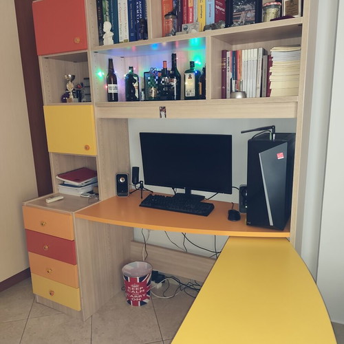 Modeco bookshelf with double desk like new