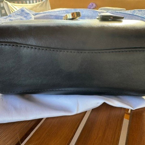 Michael Kors crossbody bag used, genuine leather, black