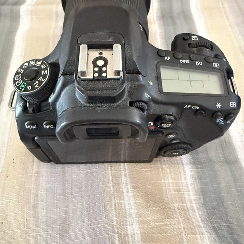 Canon EOS 80D camera kit like new with lenses and accessories