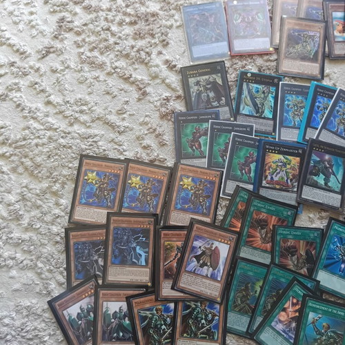 Yu-Gi-Oh Heroic Challenger Deck like new, 51 cards with sleeves