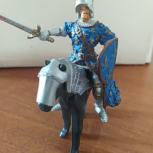 Knight Philip Papo figure like new