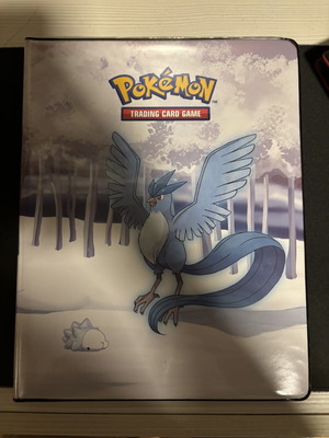 Pokemon Articuno 9-pocket binder Ultra Pro