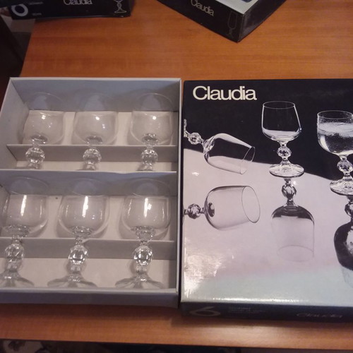 Crystal glasses new, set of 6