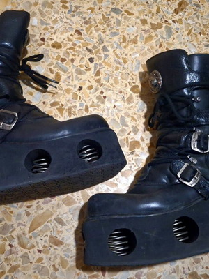 New Rock platform boots size 45, black