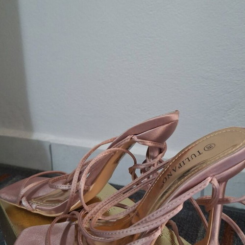 Pink satin sandals size 38 like new