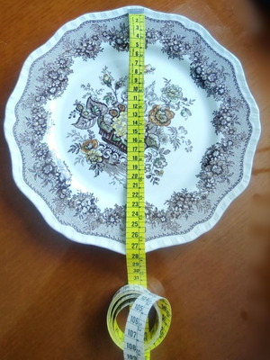Mason's England vintage plate used with minor flaw