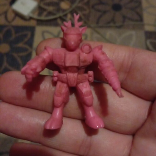 Teratomachos pink deer figure with slightly cut horn new
