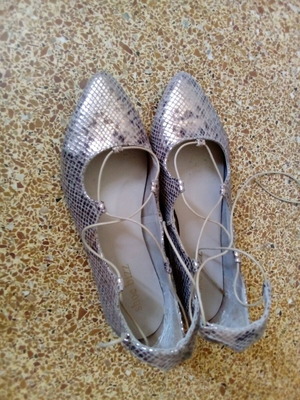 Shoe Bizz bronze leather ballerinas size 39