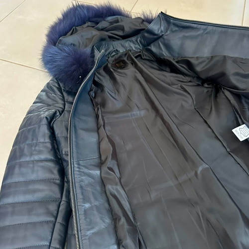 Leather 100% coat with hood like new, blue