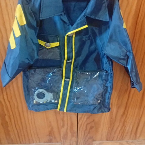 Children's Police Costume like new, includes shirt and hat, size 4-5 years
