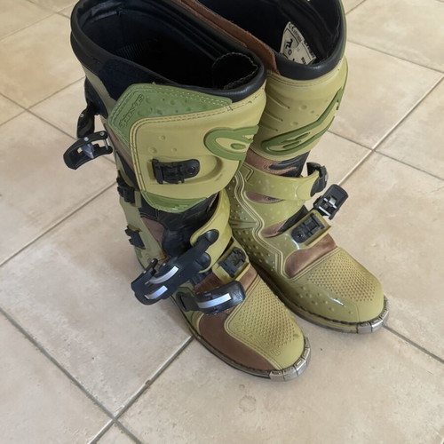 Alpinestars Tech 3 Motocross Boots olive/brown size US 12 like new
