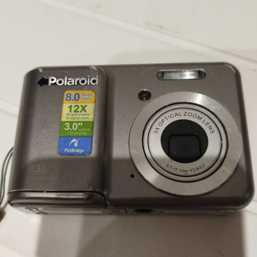 Polaroid i835 camera used