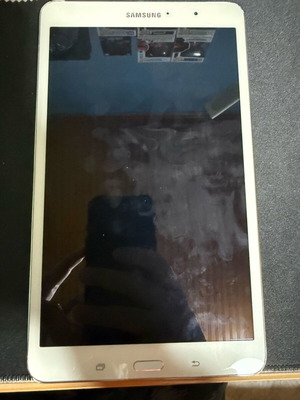 Samsung Tablet Tab Pro Sm320 used with charger, battery issue