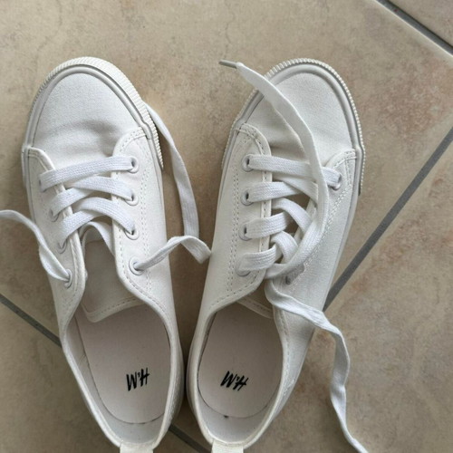 Πάνινα sneaker H&M μέγεθος 34 σαν καινούργια, άσπρα