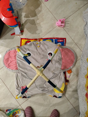 Baby gym elephant like new, activity mat