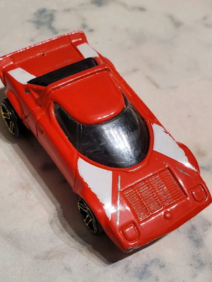 Hot Wheels Lancia Stratos 2001 μεταχειρισμένο, μέτρια κατάσταση
