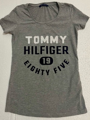 Tommy Hilfiger grey T-shirt like new, size S