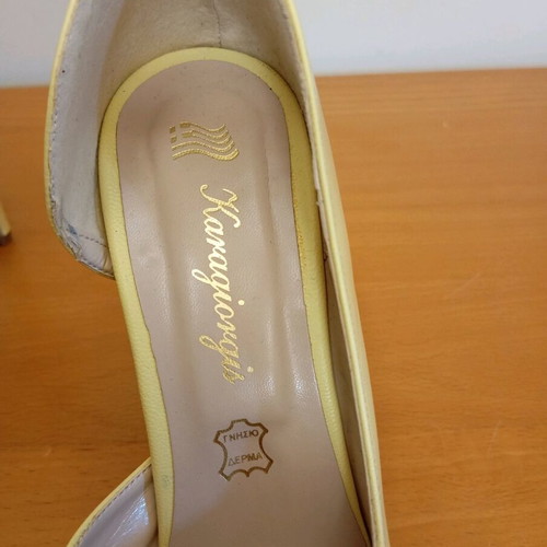 Yellow one-sided pump new, leather, size 39 Karagiorgis