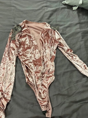 Velvet bodysuit like new, pink, size S/M