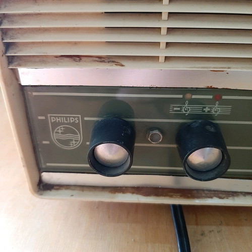 Philips B3X00U radio used, vintage tube collectible