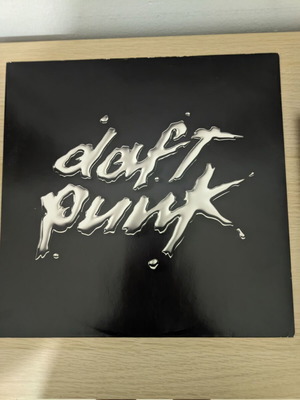 Daft Punk Discovery vinyl record used, electronic genre
