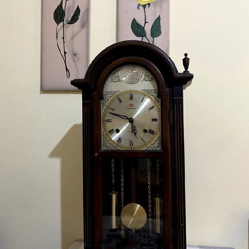 Antique clock with old mechanism from Korea