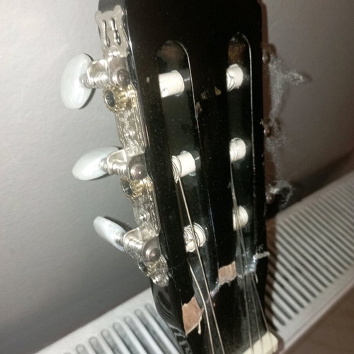 Classical guitar 4/4 used with case and footstool option