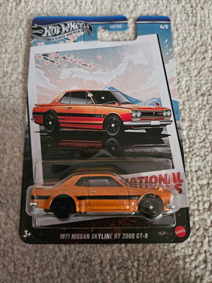 Hot Wheels 1971 Nissan Skyline H/T 2000 GT-R new collectible car 1:64 scale