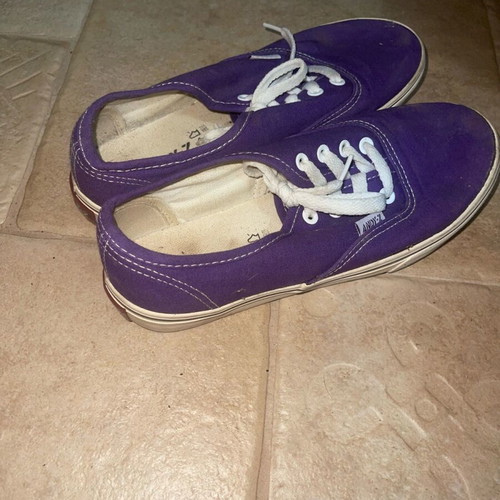 Canvas shoes like new, size 39, purple