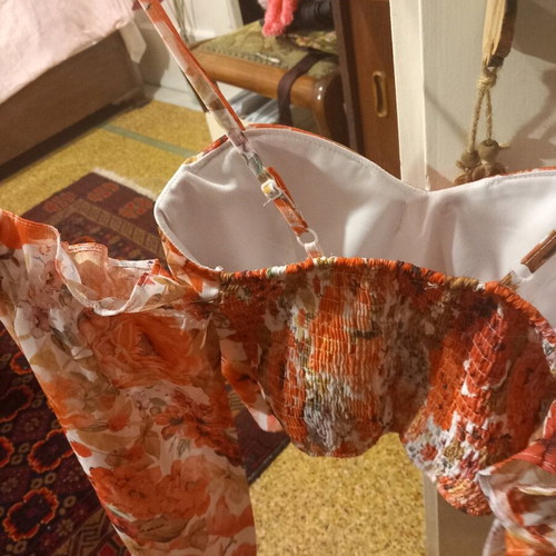 Crop top like new with batwing sleeves, size small