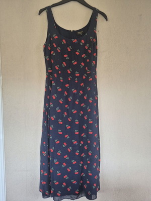 Juicy Couture Black Label midi dress used with cherry print, size M
