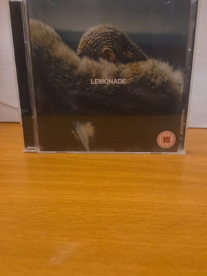 Beyoncé Lemonade CD like new, pop
