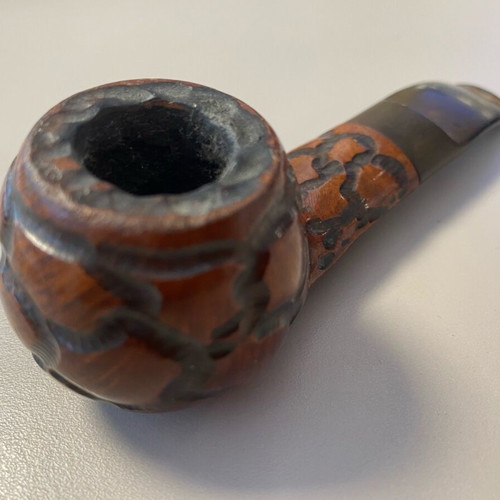 Vintage carved Real Briar smoking pipe used