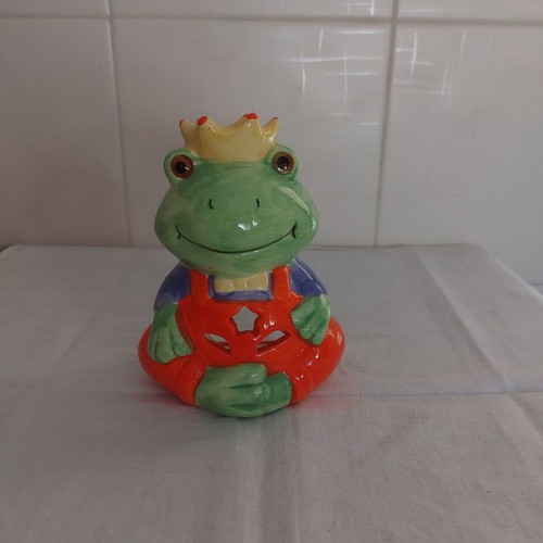 Decorative frog for tealight new